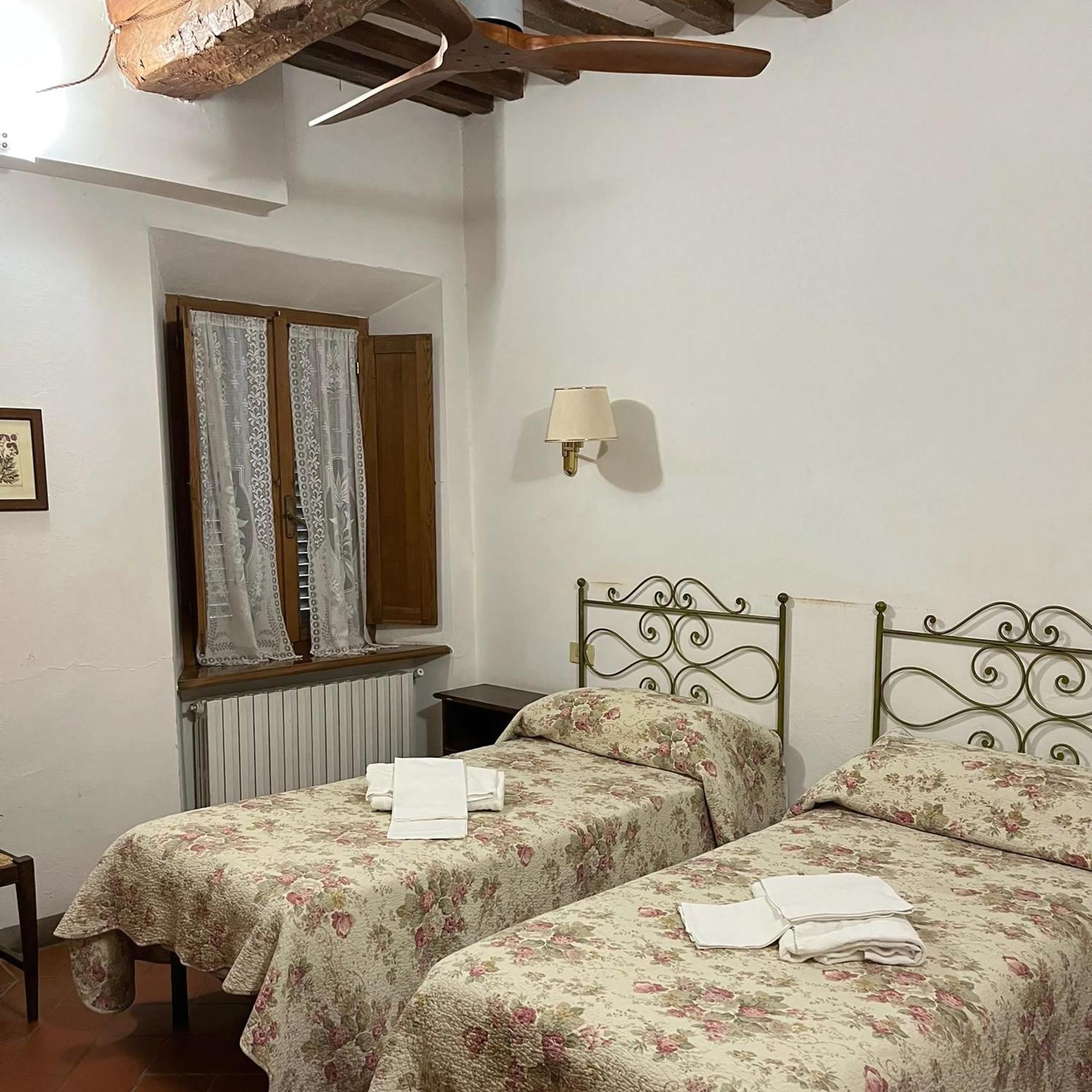Locanda Il Pino San Gimignano Exteriér fotografie